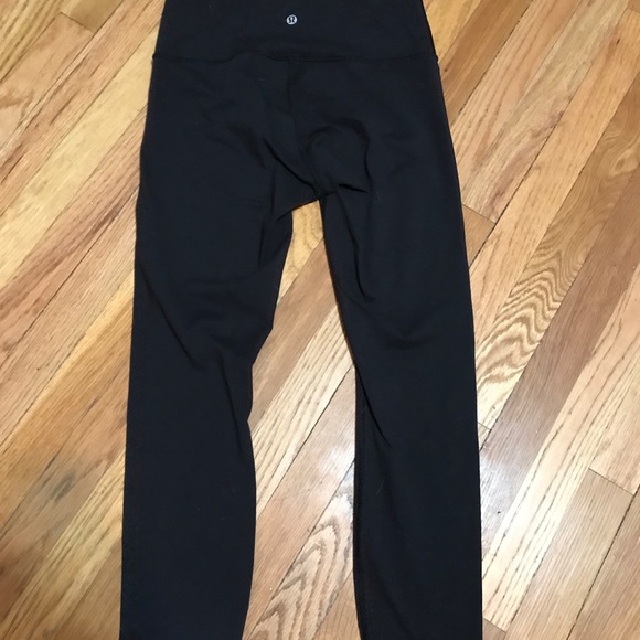 lululemon athletica Pants - Lululemon Wunder Under 7/8 Leggings Size 8